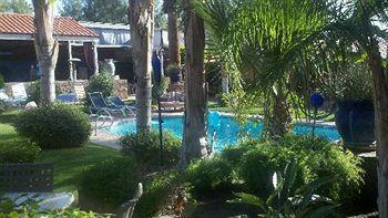 Helios Palm Springs Bagian luar foto
